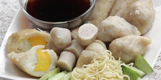 Rebutan pempek, Jambi dan Palembang dikritik budayawan