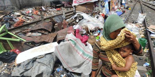 Si miskin ditolak berobat, pejabat malah dibiayai ke luar negeri