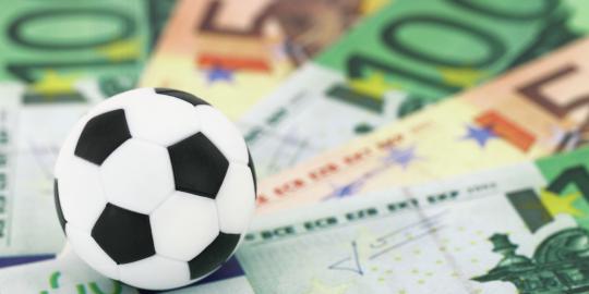 Judi bola online tanpa deposit dibongkar di Cengkareng