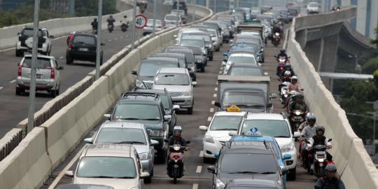 JLNT Tanah Abang-Kampung Melayu diserbu pemotor