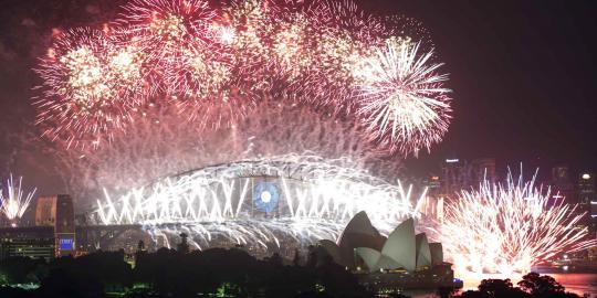 Melihat perayaan malam tahun baru 2014 di berbagai negara