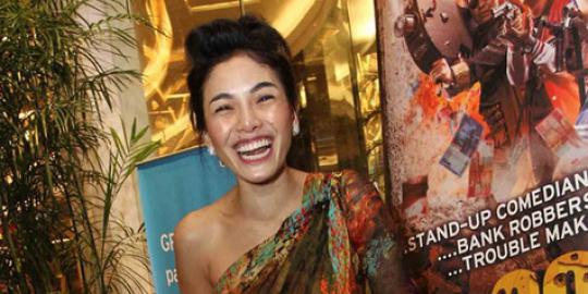 Cara mesra Nikita Mirzani rayakan tahun baru di New Zealand