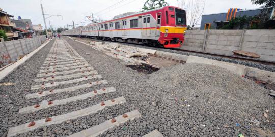 Jalur ganda Kereta Jakarta-Surabaya beroperasi Februari 2014