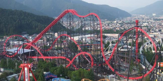 q highland di fujiyoshida jepang rev1