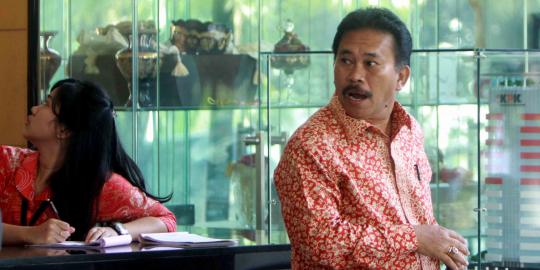 Terkait suap Akil, Bupati Tapanuli Tengah diperiksa KPK