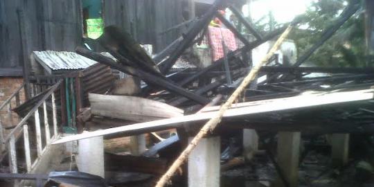 Sedang sakit sendirian di rumah, Kori tewas terbakar