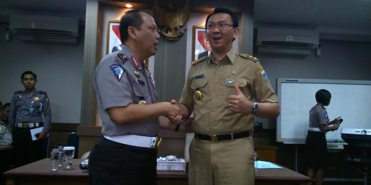 Ahok: Damai no, tilang yes!