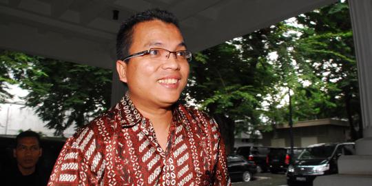 Lapor polisi, Denny Indrayana ngaku difitnah oleh loyalis Anas