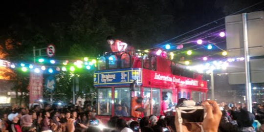 bandung tour on bus rev3