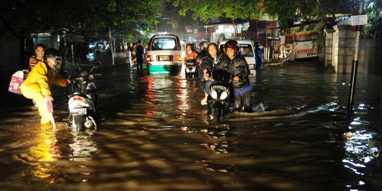 Polri terjunkan 38 personel atur lalu lintas di daerah banjir