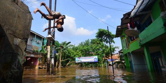 Klaim-klaim Jakarta sukses atasi banjir 2014