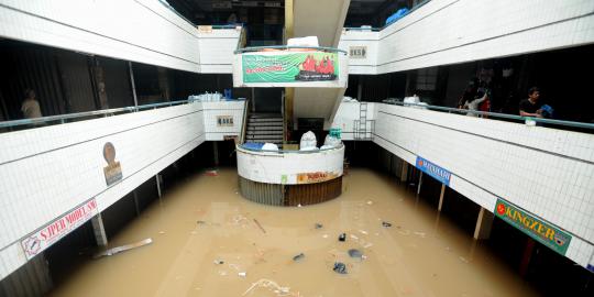 Empat bisnis rugi gara-gara banjir Jakarta
