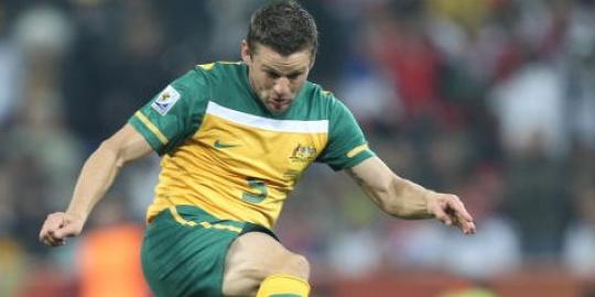 Legenda Australia gantung sepatu