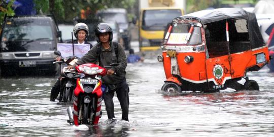 Ahok: Lebih gampang jadi Presiden selesaikan banjir di Jakarta