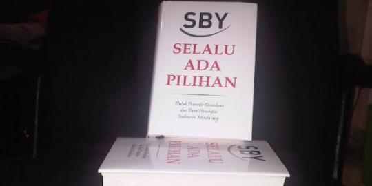 'Buku SBY seperti sedia payung sebelum hujan'