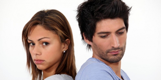 5 cara menolak mantan yang memaksa balikan