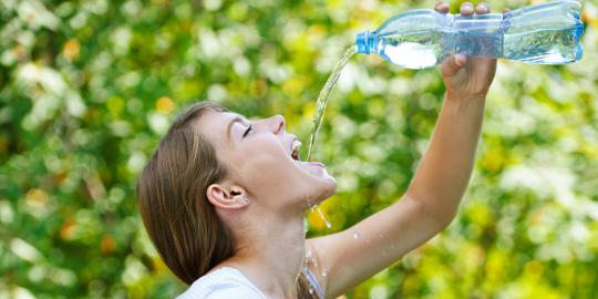 5 Alasan untuk minum lebih banyak air setiap hari