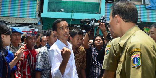 Jokowi puji anak buahnya kompak tangani banjir