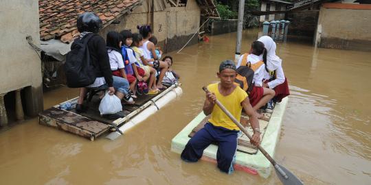 Pimpinan DPD nilai Jokowi masih kaget dan tak siap hadapi banjir