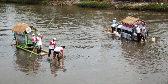 Tolak sodetan Ciliwung, Senator Banten sebut Jokowi pencitraan