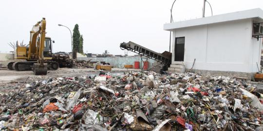 Selama banjir, sampah di Jakarta capai 300 ton per hari