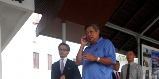 istana sby telepon jokowi rev2