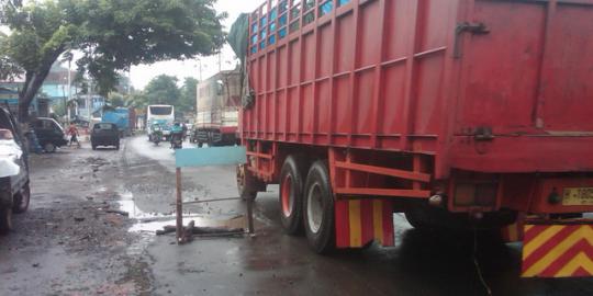 Kementerian PU: Ada 3.338 lubang di sepanjang jalur Pantura