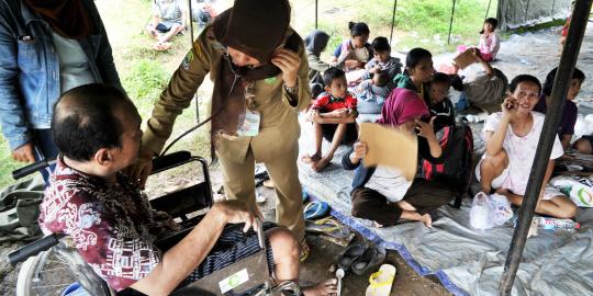 Pegunungan Rahtawu Kudus longsor, 400 warga diungsikan ke SD