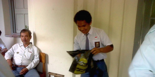 pesan slondok ke desi rev1