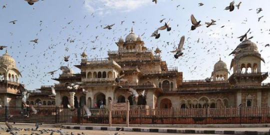 hall di india