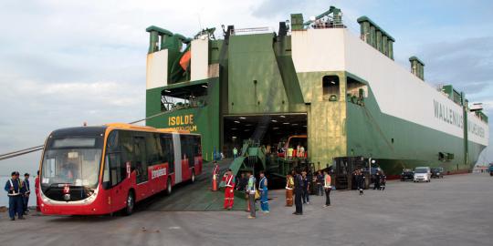 Dapat sumbangan bus TransJakarta, Ahok minta merek yang keren