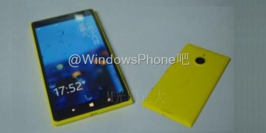 Nokia Lumia 1520 Mini pamer 'punggung mulusnya'