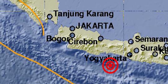 Gempa Kebumen, 17 rumah rata dengan tanah