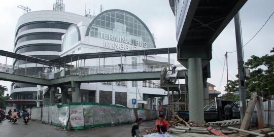 Melihat kondisi Terminal Manggarai saat direvitalisasi