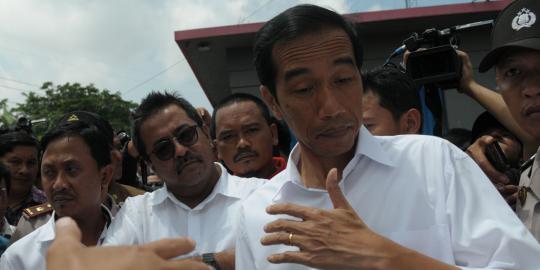 Jokowi kangkangi para capres dari ketum partai