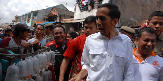 Jokowi bantah lakukan pemborosan bangun dua waduk di Jabar