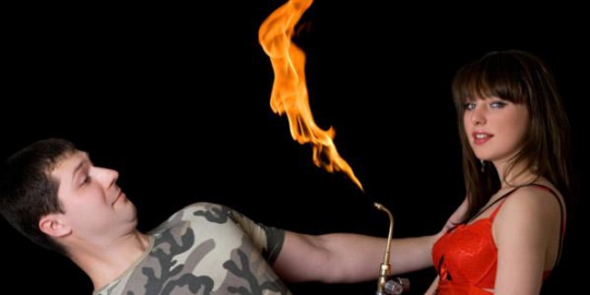 kenali 8 jenis perilaku seks menyimpang ini!