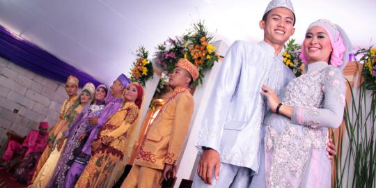 5 Anak nikah bareng, tamu hanya bawa satu amplop