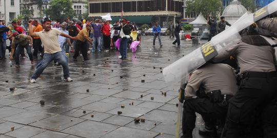 Mantapkan Pemilu 2014, Polres Jakbar gelar simulasi pengamanan