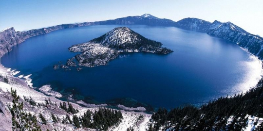 crater lake di oregon amerika serikat