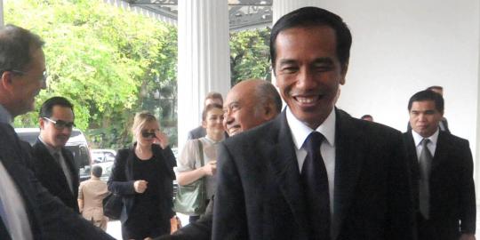 Jokowi: Revitalisasi terminal besar butuh waktu dua tahun