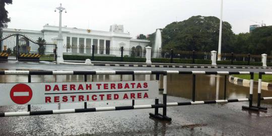 Ahok: Istana Presiden banjir karena sampah