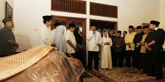 Presiden SBY melayat ke rumah duka Kartini Fahmi Idris