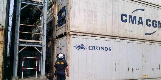 Pelindo II diminta keluarkan kontainer tak bertuan dari Priok