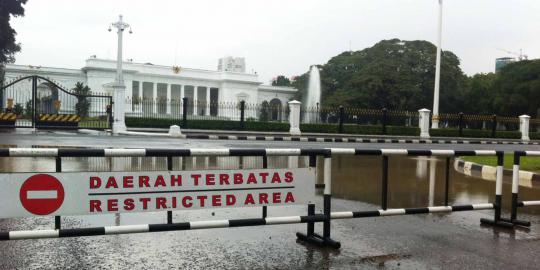 Jokowi minta banjir istana tak dibesar-besarkan