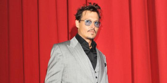 Johnny Depp ingin Rolling Stones tampil di pernikahannya