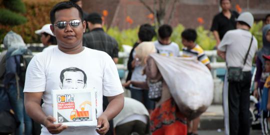 Truk sampah ditolak DPRD, warga Jakarta galang koin