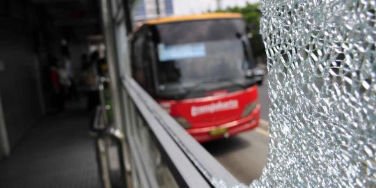 Transjakarta angkat tangan soal penembakan bus di Pancoran