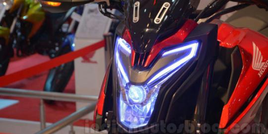 Gebrakan Honda, HMSI pamerkan \'moge\' spesies baru