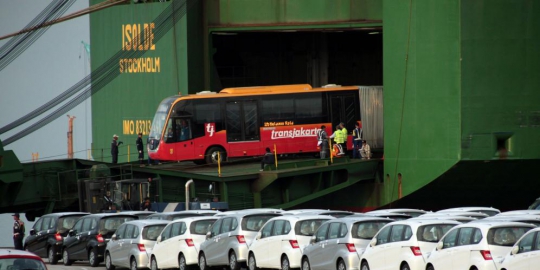 dalam pengadaan bus rev2